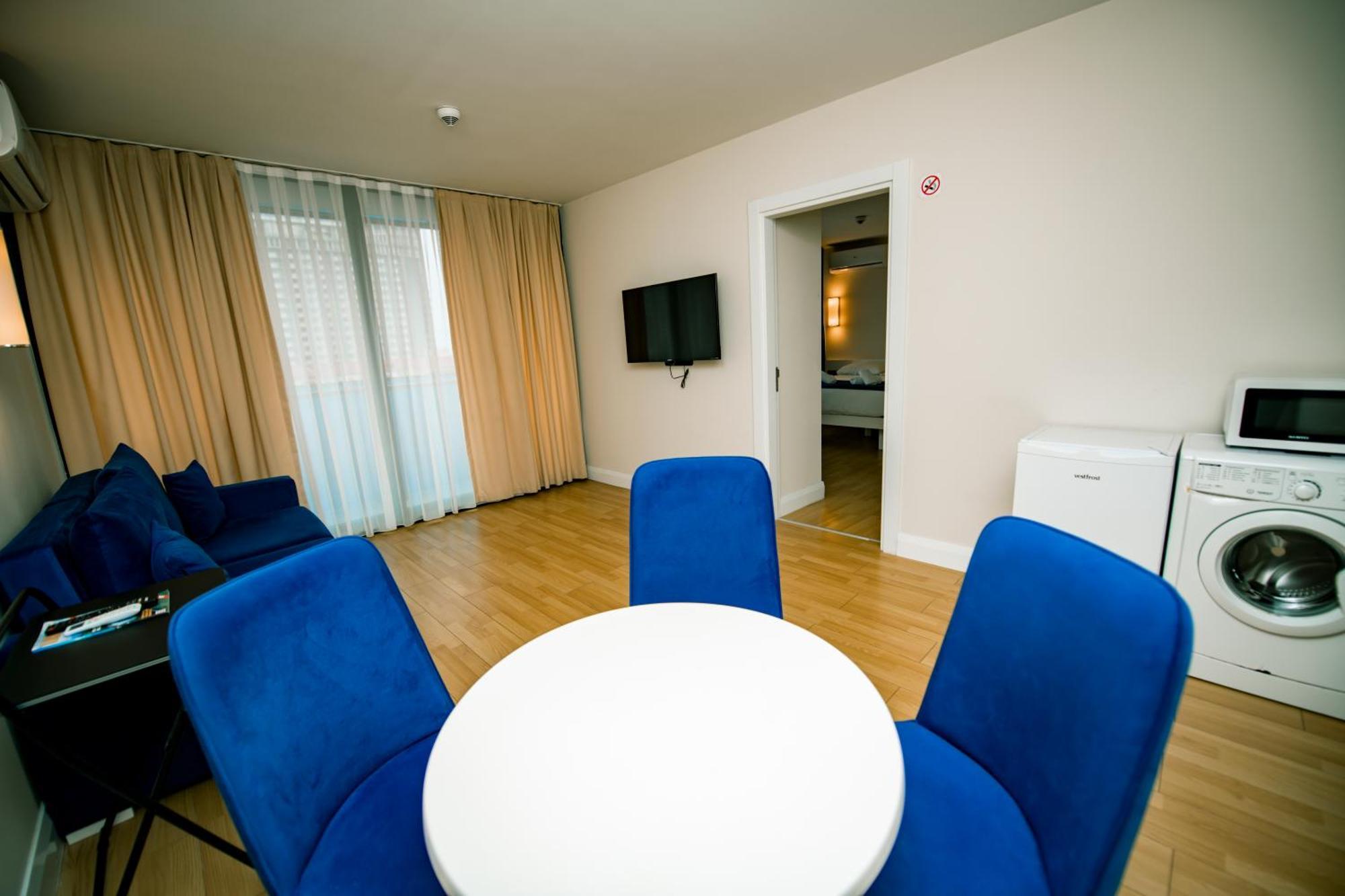Sea View Apartments In Orbi City Batoemi Buitenkant foto