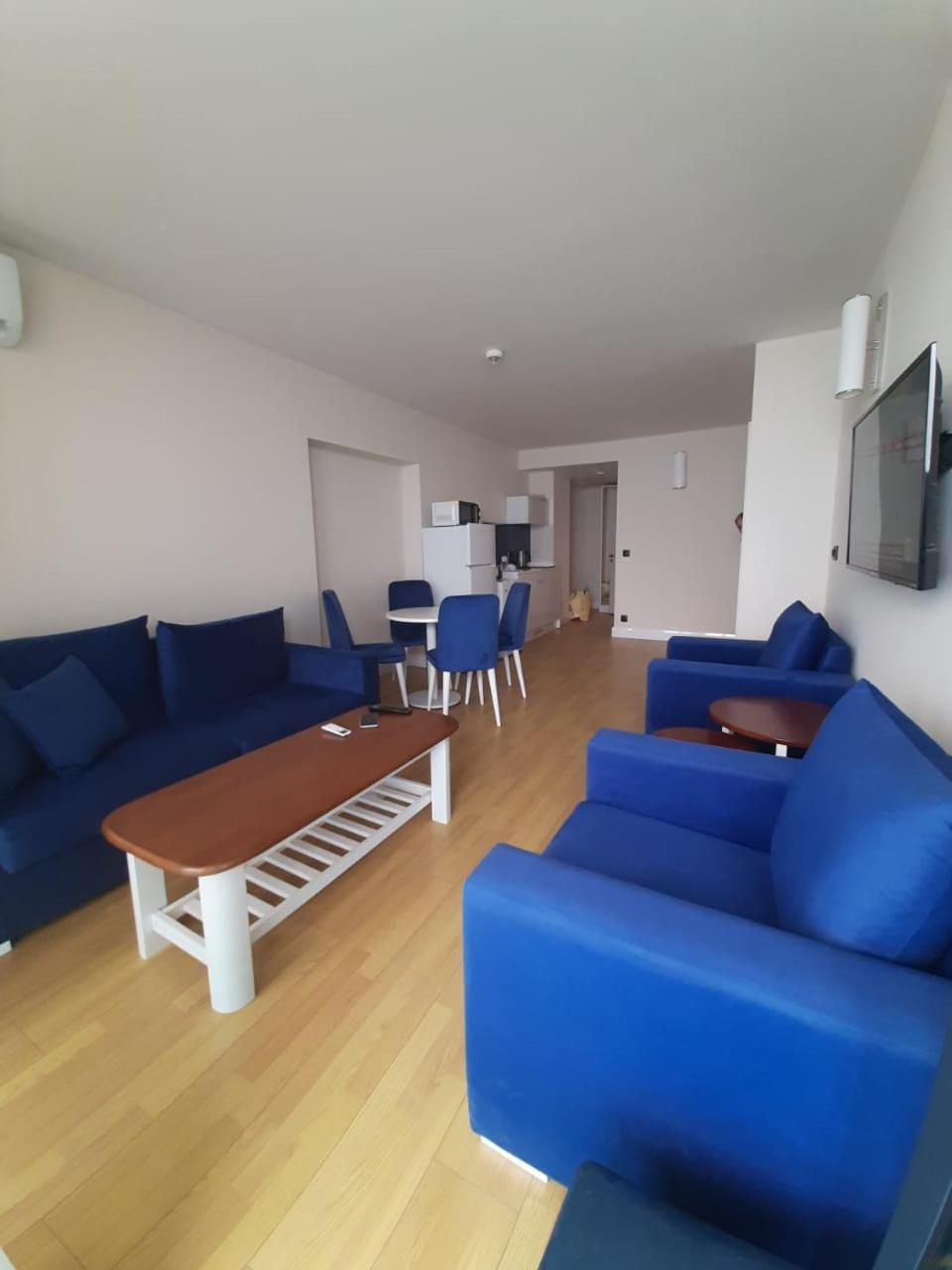Sea View Apartments In Orbi City Batoemi Buitenkant foto