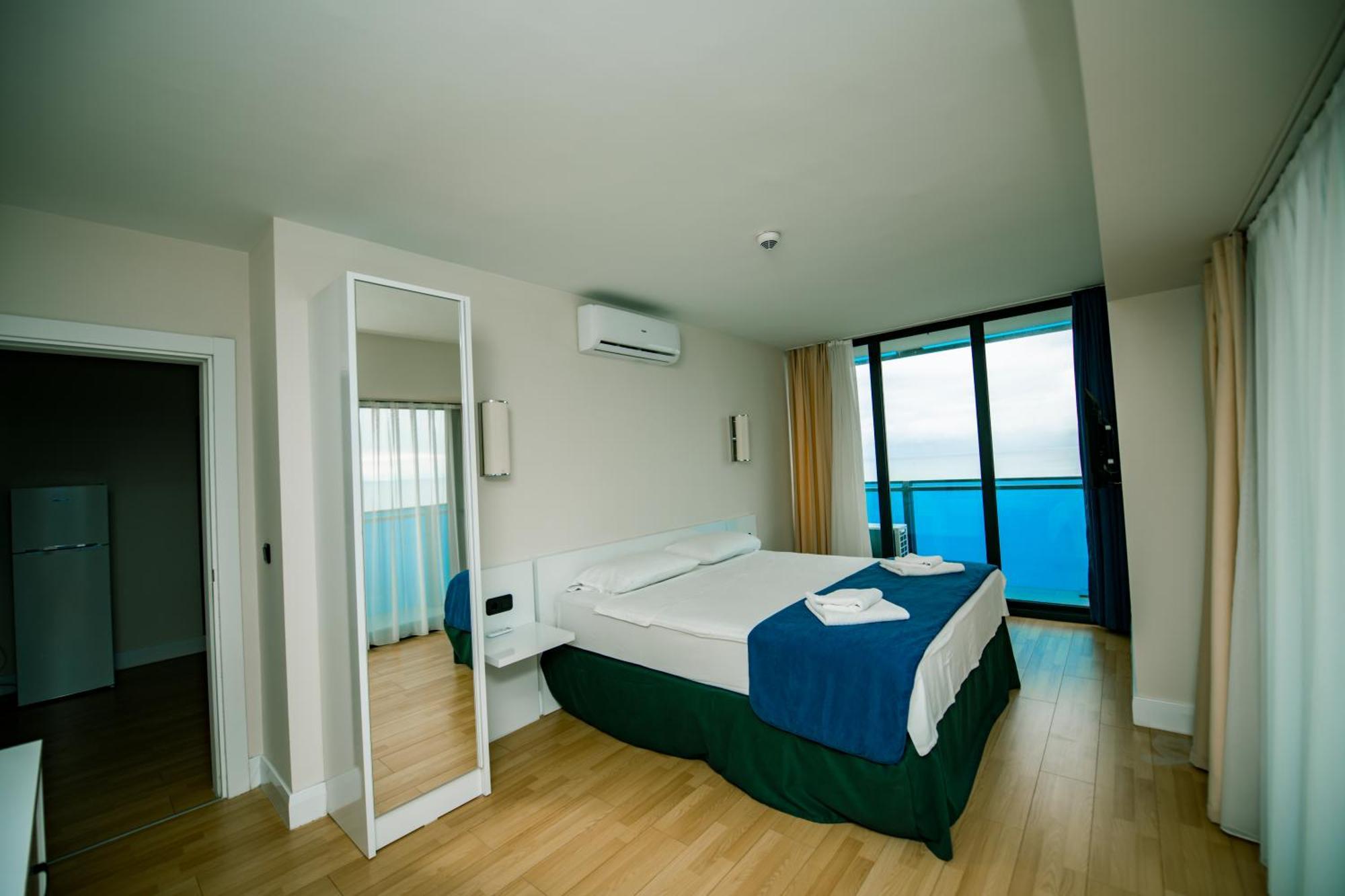 Sea View Apartments In Orbi City Batoemi Buitenkant foto